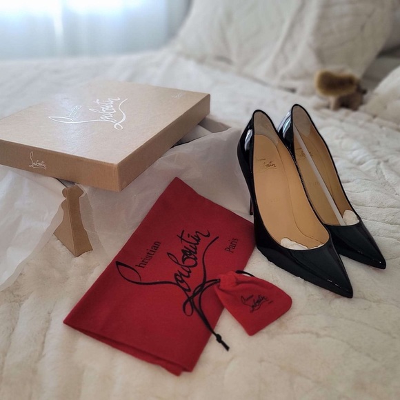 Black & Nude Christian Louboutin Heels - Picture 4 of 9